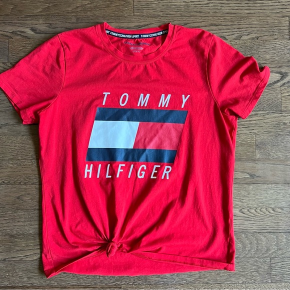 Tommy Hilfiger Tops - Tommy Hilfiger tee